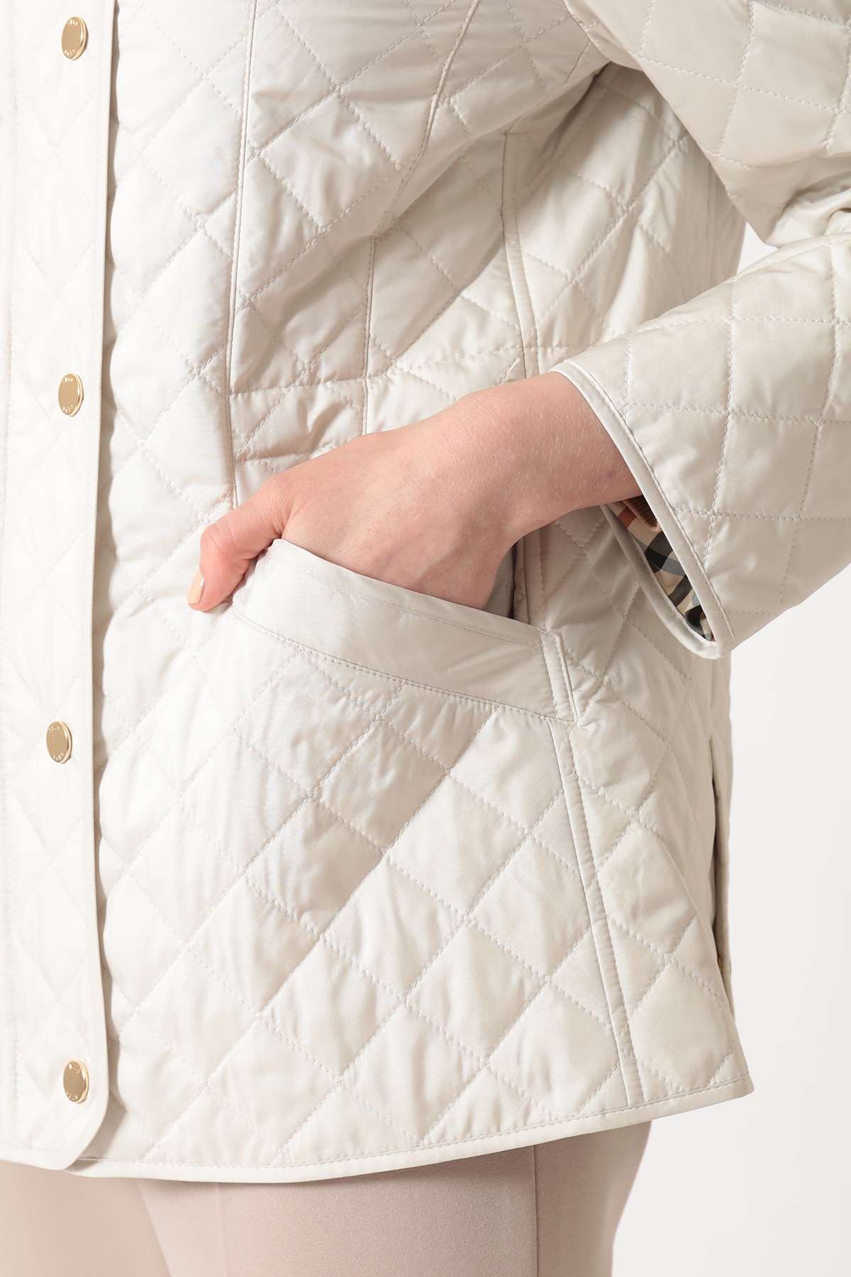 ライトウェイト フーデッドキルティングブルゾン 詳細画像 5