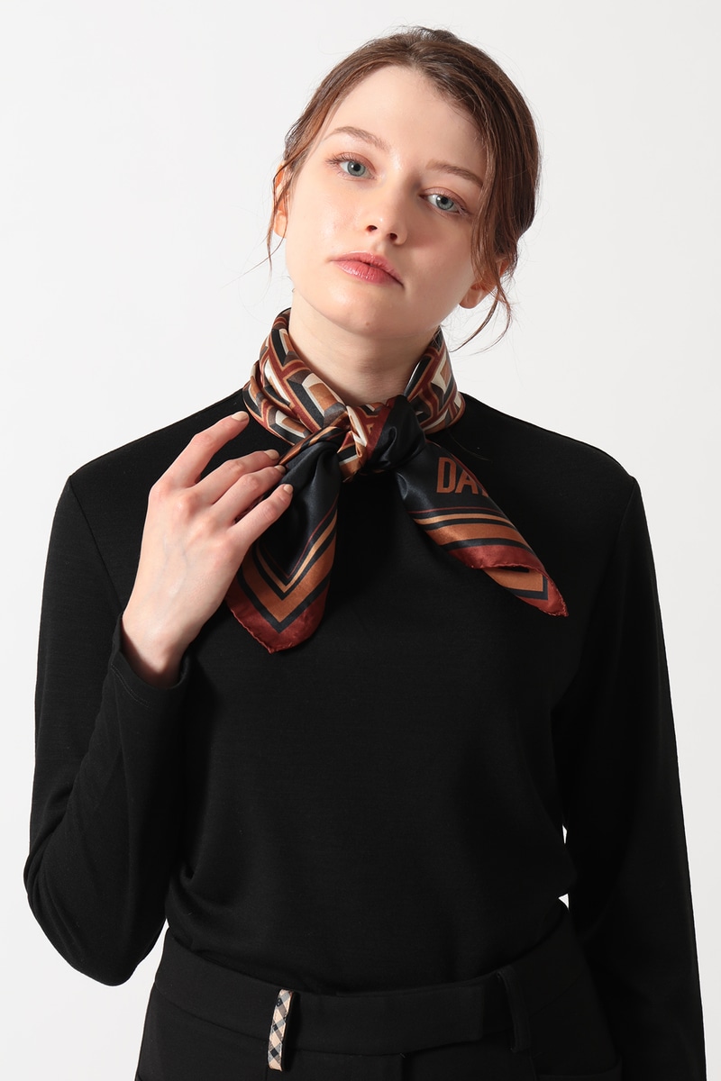 JS シルクスクエアスカーフ