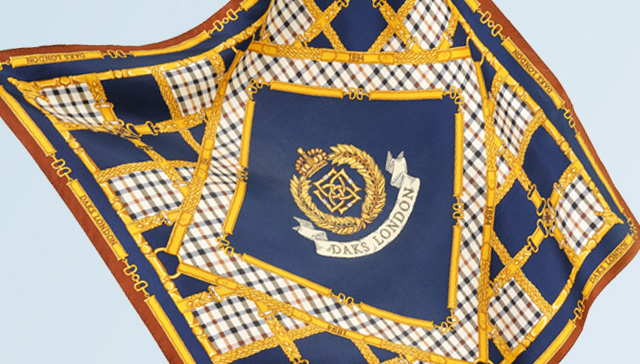 チャールズ国王戴冠を記念した限定スカーフを発売！